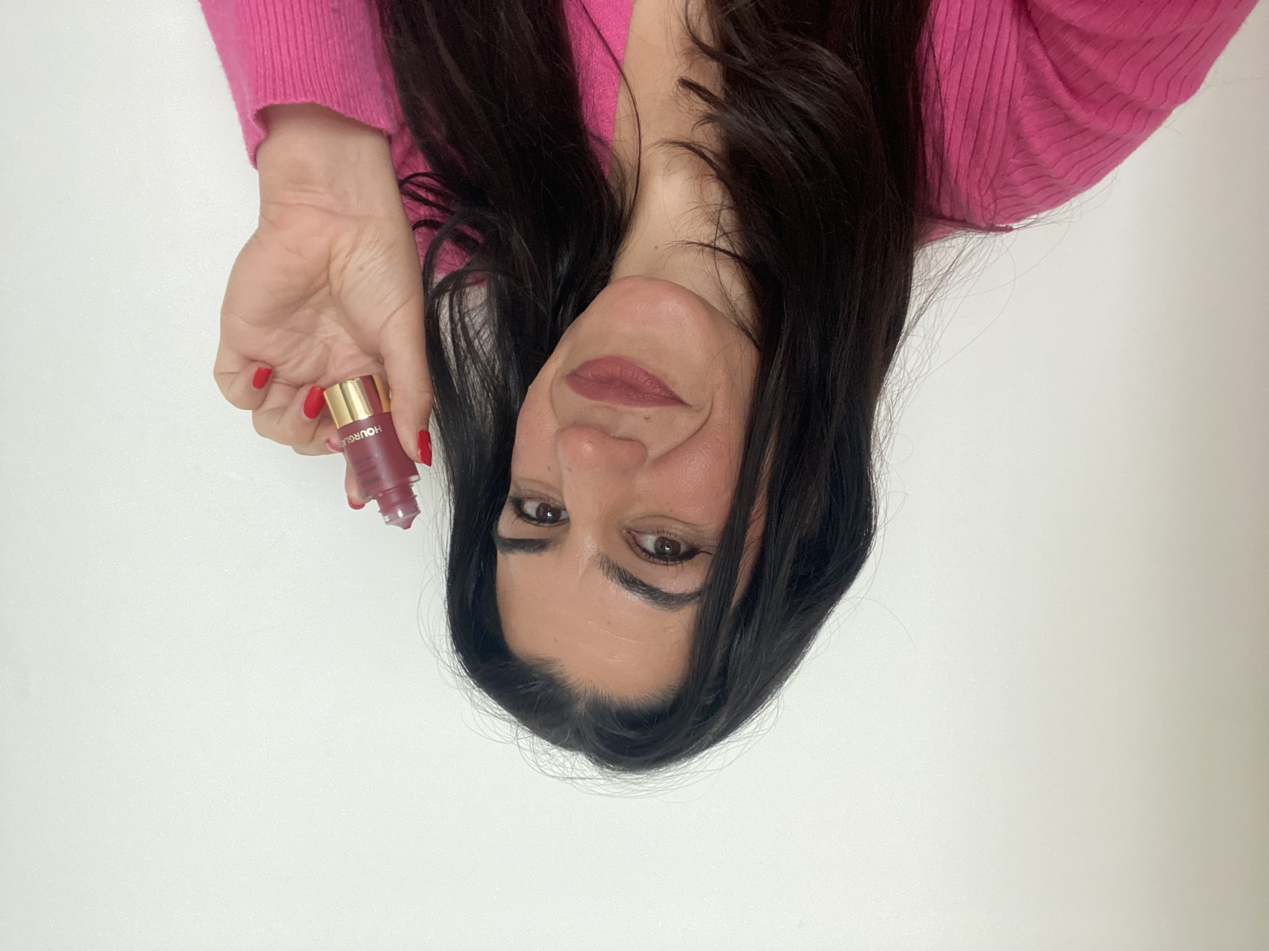 Hourglass Unreal Liquid Blush Review | Vanessa Hourglass Unreal Liquid Blush Review | Vanessa